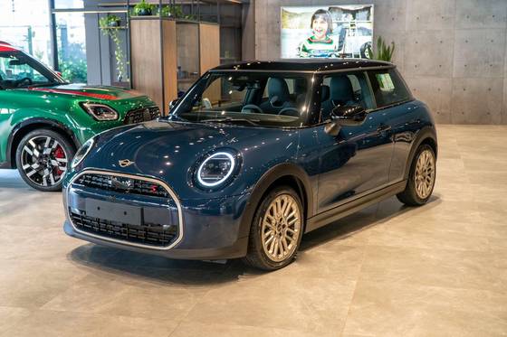 MINI COOPER 2.0 16V TWINPOWER GASOLINA S TOP 2P STEPTRONIC